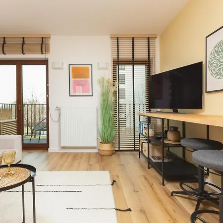 Studio With Air Conditioning By Renters